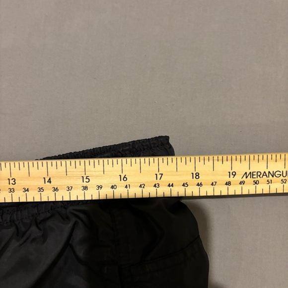 Nike Windbreaker Sweatpants Black Medium 34x31 Outdoor Casual Ankle Zipper - Picture 6 of 8